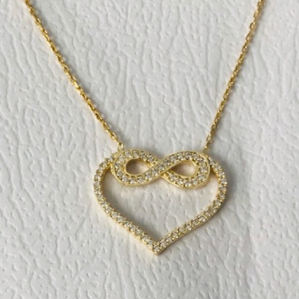 Heart necklace with infinity symbol